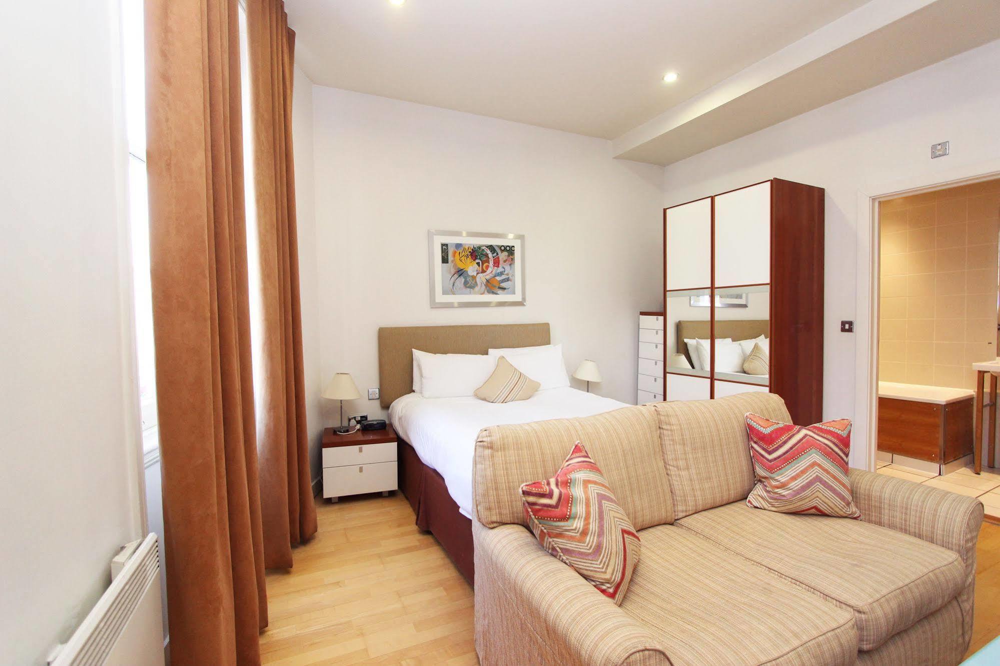 Princes Square Apartamento