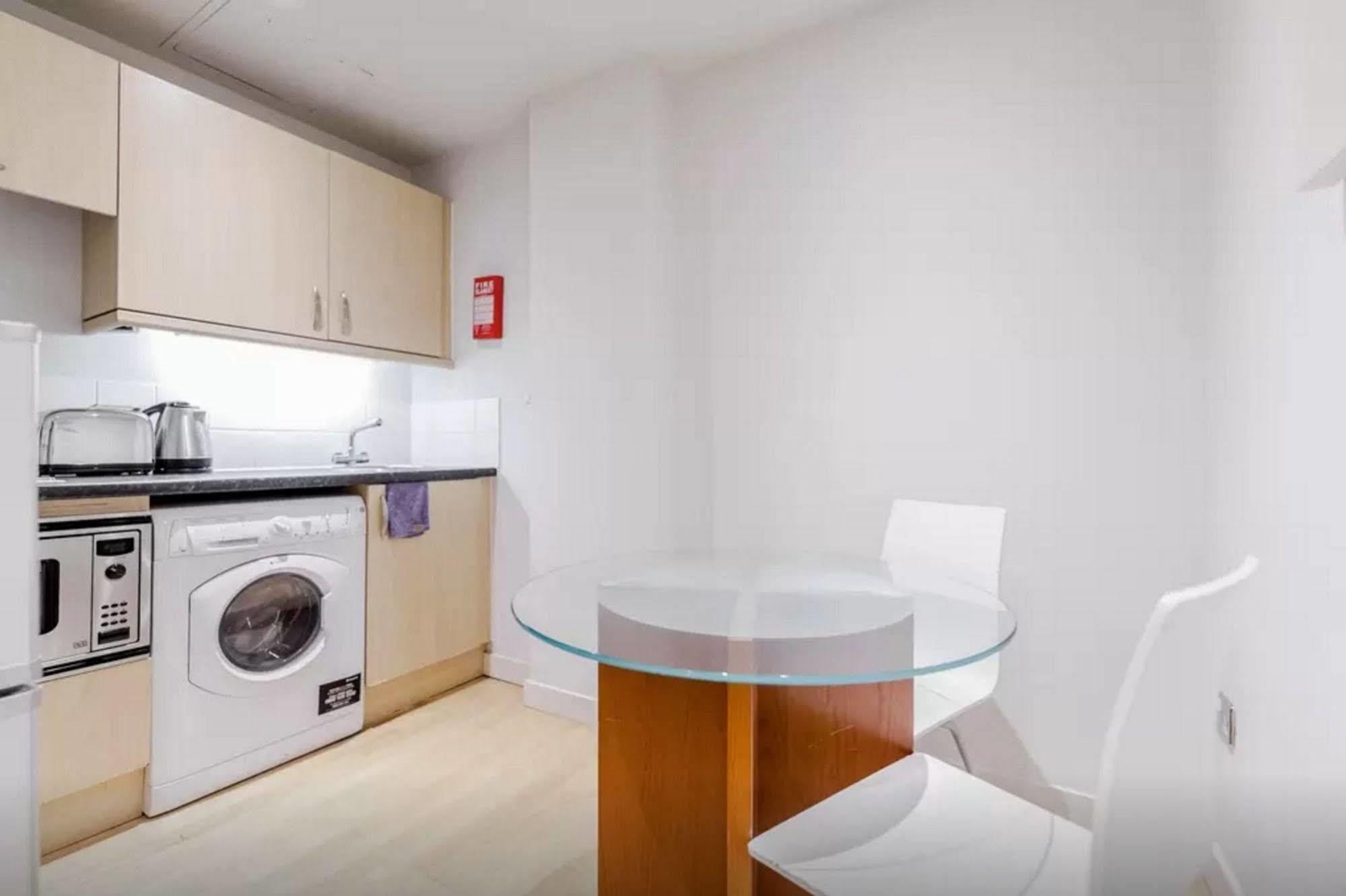 Princes Square Apartamento *