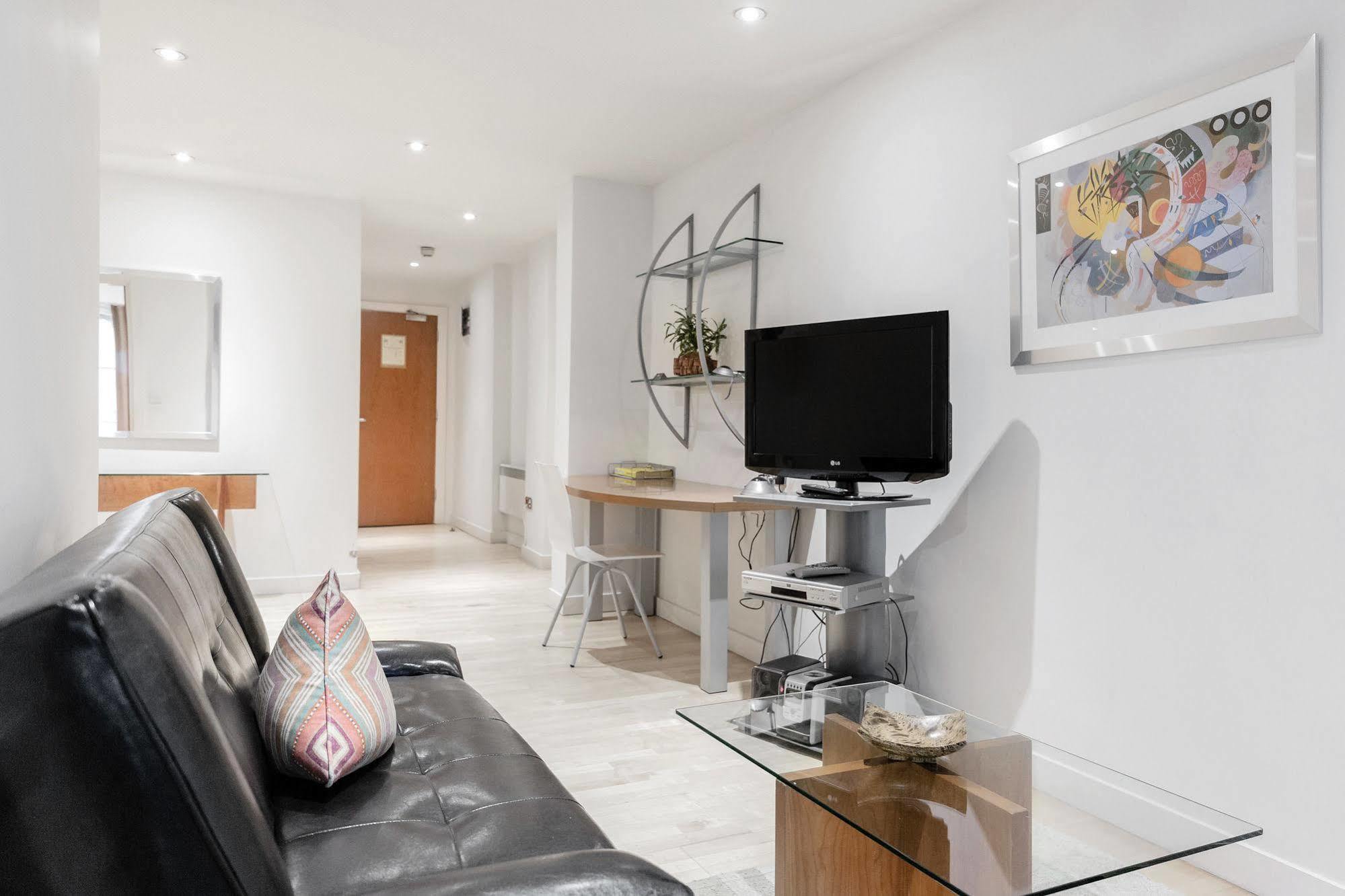 Princes Square Apartamento *